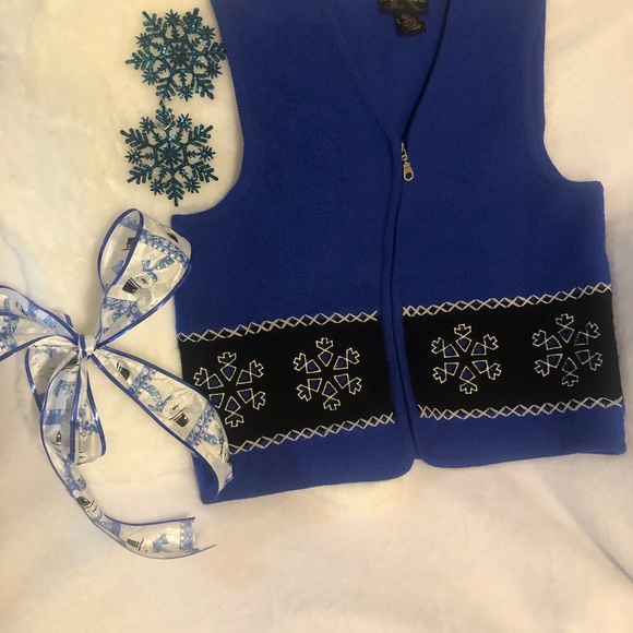 SALE Just in Beautiful Like New Blue Snowflake zip up sweater vest - Picture 1 of 5